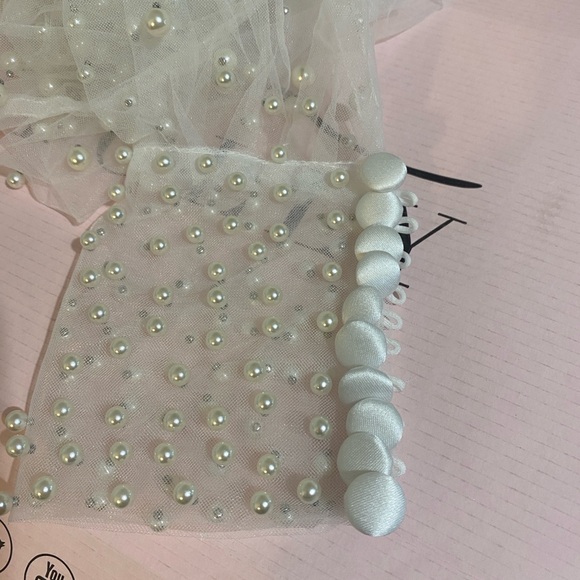 New in Box Oh Polly full length long sleeve pearl accented sheer bridal robe - Picture 11 of 14